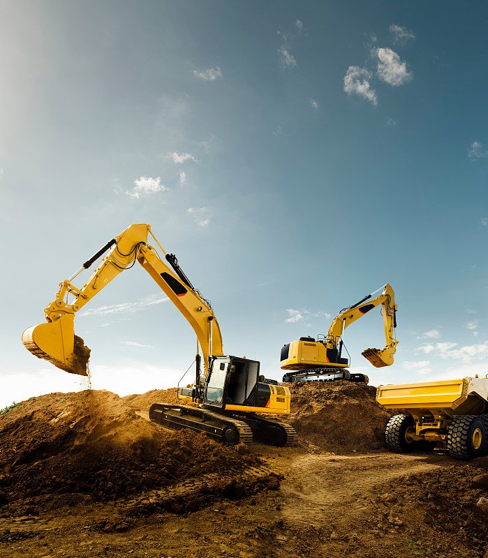 What should I know when buying a mini excavator in China?