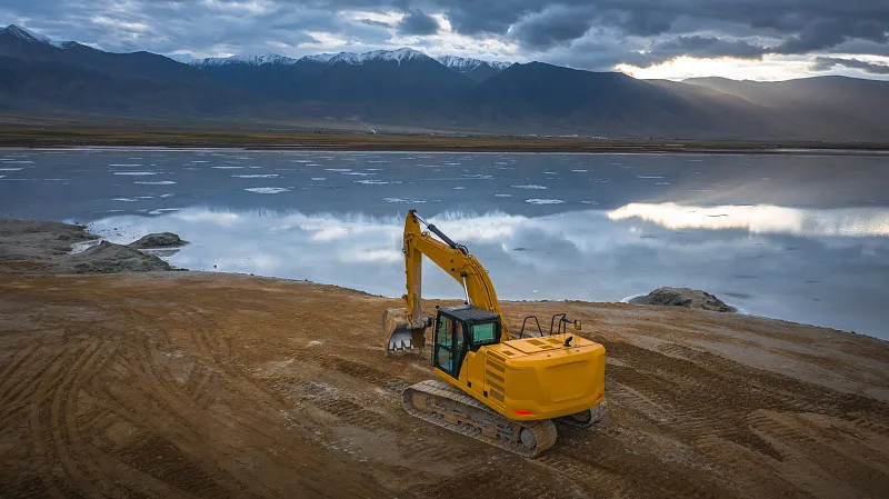 Why is China the best place to buy a mini excavator?